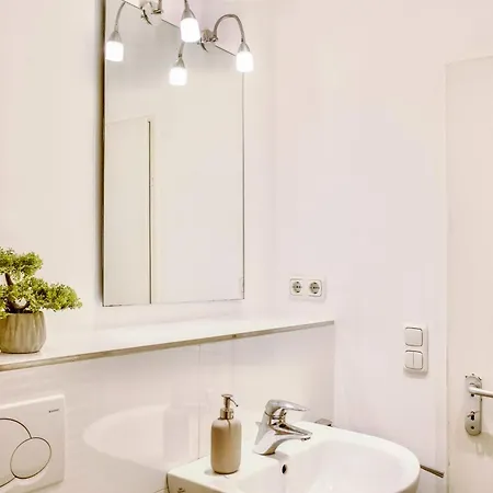 아파트 Charmante Altbauwohnung In